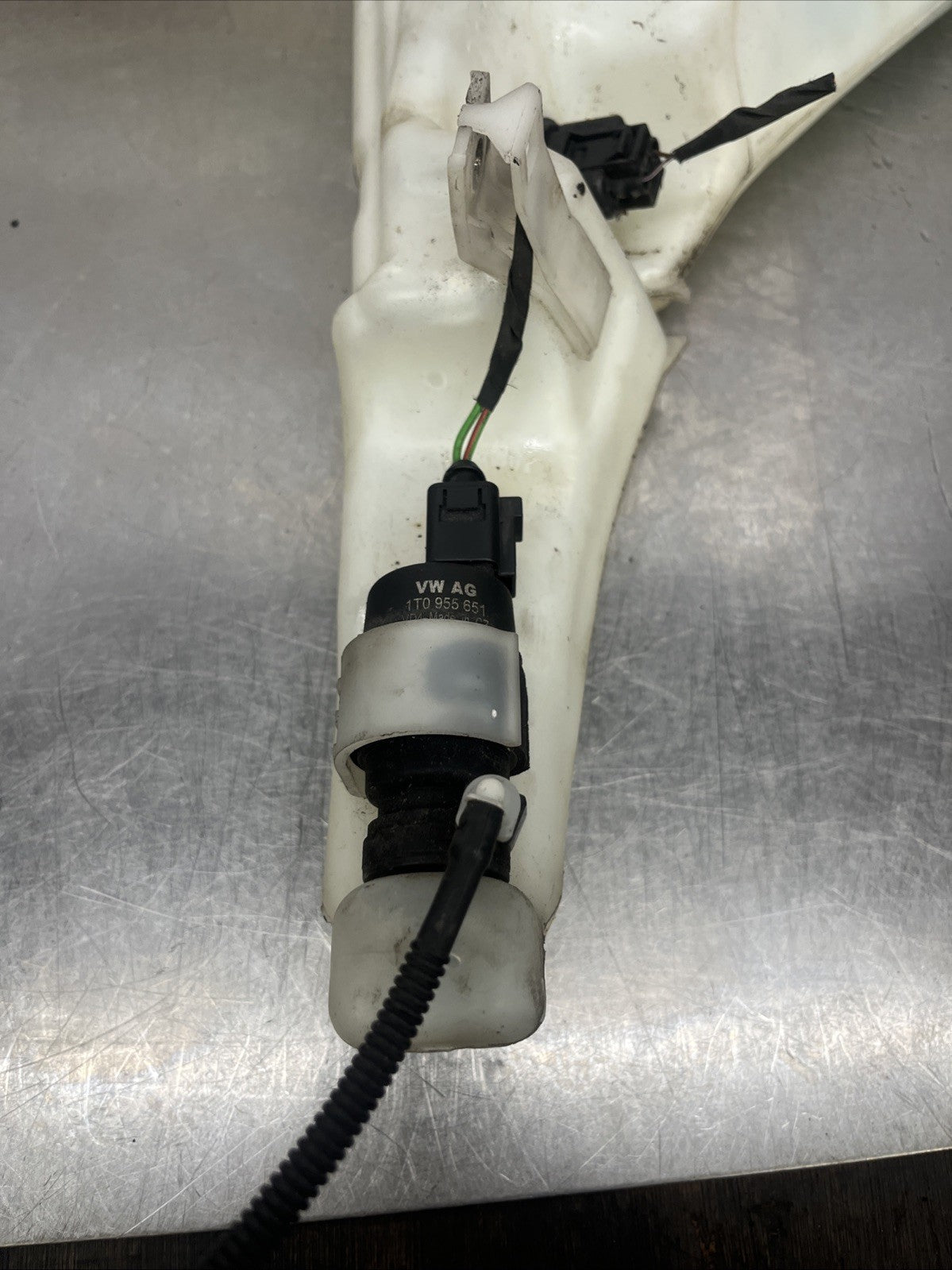 AUDI TT SCREEN WASH WASHER BOTTLE 8J0955453B