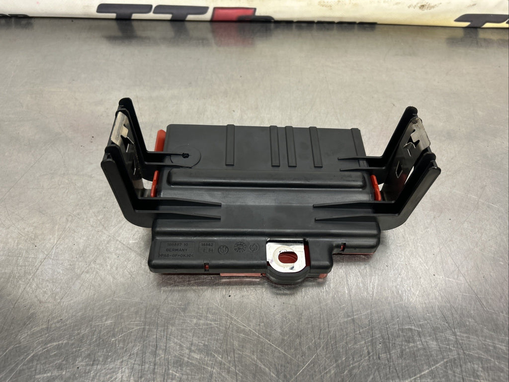 BMW X5 2010-13 M19112215  911413505 FUSE BOX