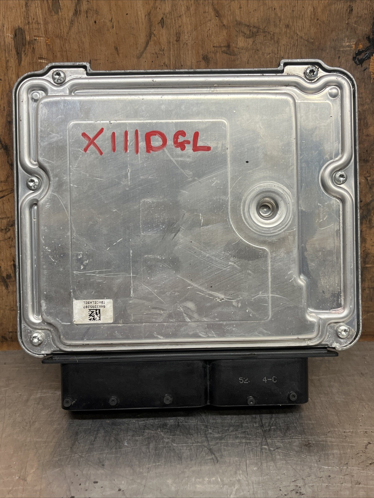 8J0907115AP Audi TT 1.8 Litre TFSi Petrol Engine ECU - CBAA - 8J0 907 115AP 