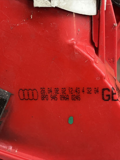 2004 AUDI A3 DRIVER REAR RIGHT SIDE TAIL LIGHT 8P0945096A
