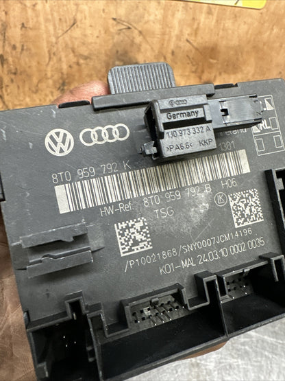 Audi A5 S LINE 2.0 TDI  Front Left Door Module Control Unit 8T0959792K 2010