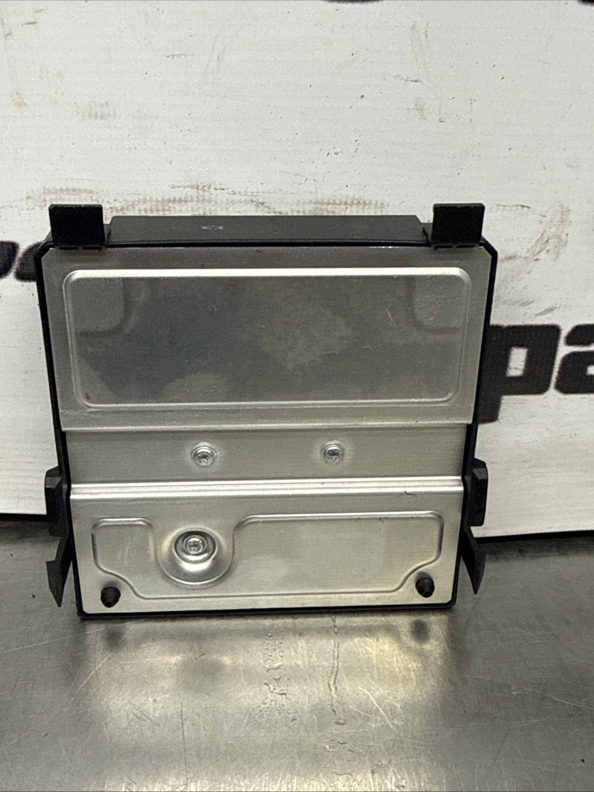 2006-2013 Mercedes S Class W221 Central Gateway Control Module ECU A2215407045