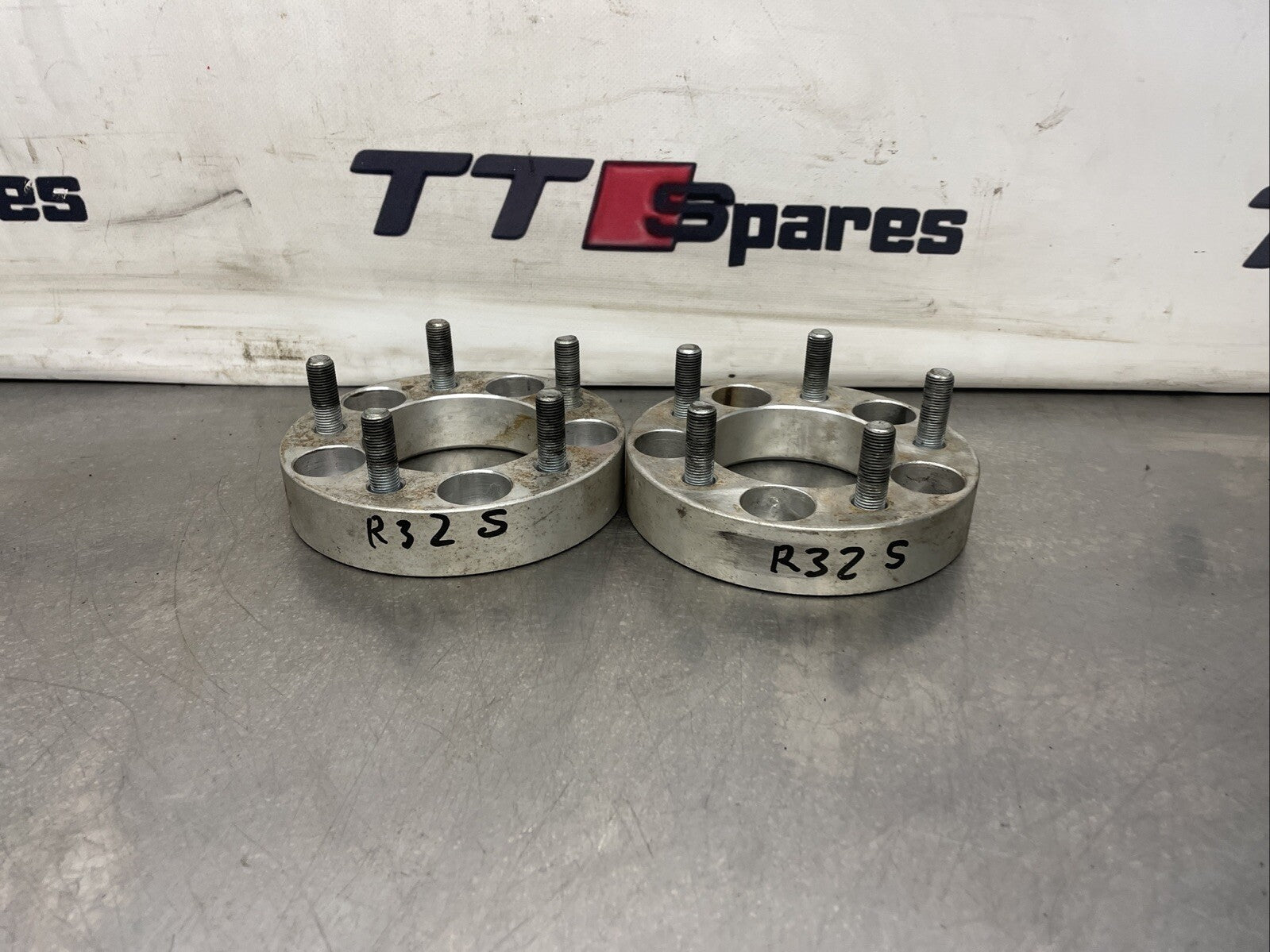 Skyline R32 Wheel Spacers 30mm  Pcd 114.3
