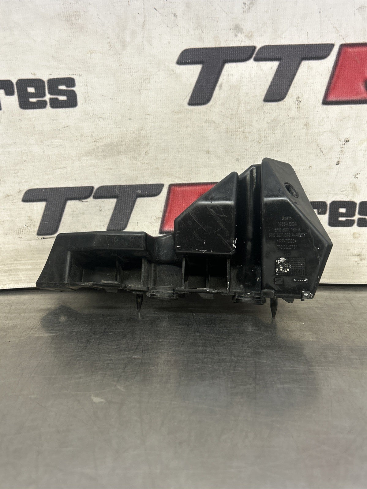5F0807183A Stoßstangenhalter Vorne Linke 5F0807049 Seat Leon DE2765258-03