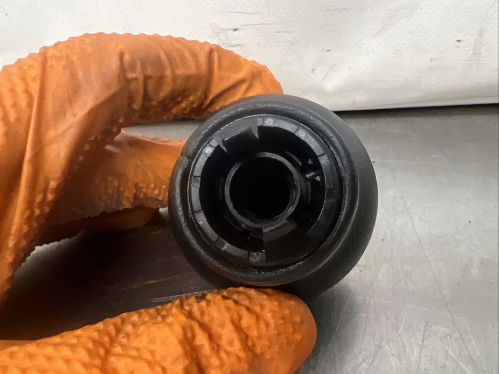 Audi TT Mk1 8N - 5 Speed Gear Knob - Used (0429)