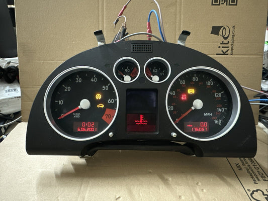 AUDI TT 8n mk1 SPEEDO DASH CLOCKS INSTRUMENT CLUSTER SPEEDO 8N2920950 #67