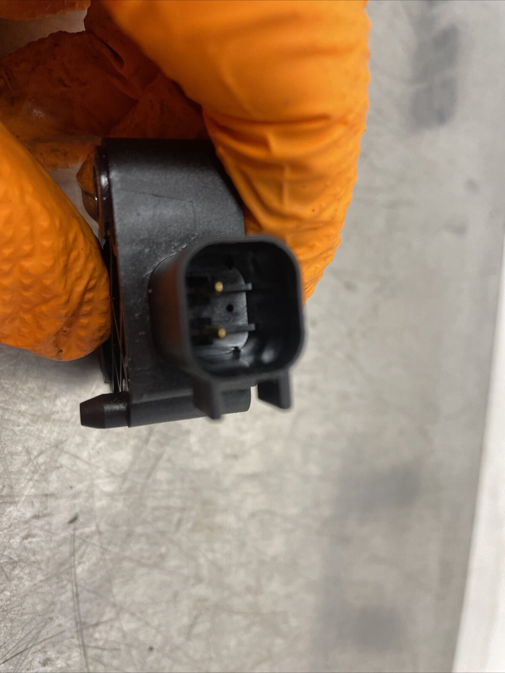 RANGE ROVER SPORT / LAND ROVER DISCOVERY 3 AIRBAG CRASH IMPACT SENSOR  YDB500141
