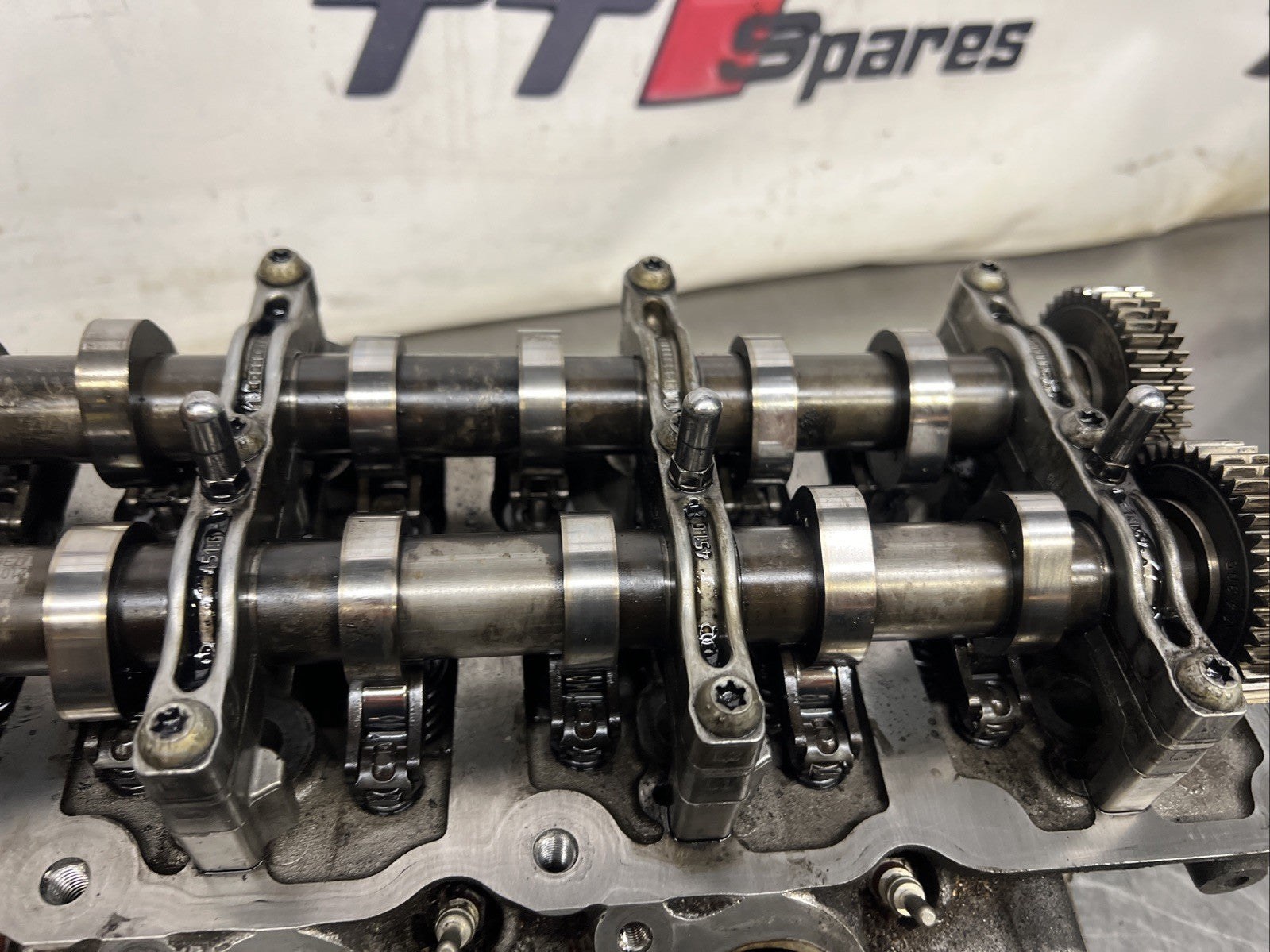 AUDI Q7 CYLINDER HEAD RIGHT SIDE 3.0 TDI / CRCA - CRC DIESEL MK1 4L 2014