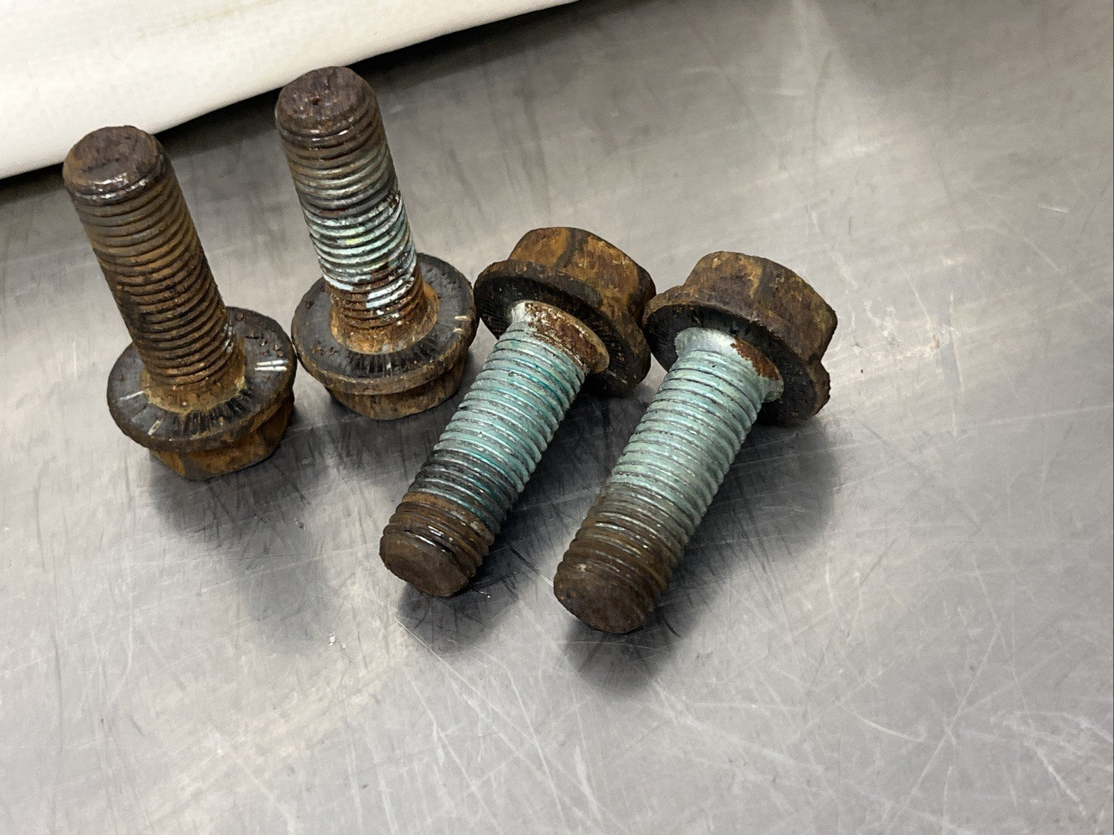 Audi TT MK1 Front Brake Caliper Carrier Mounting Bolts SET