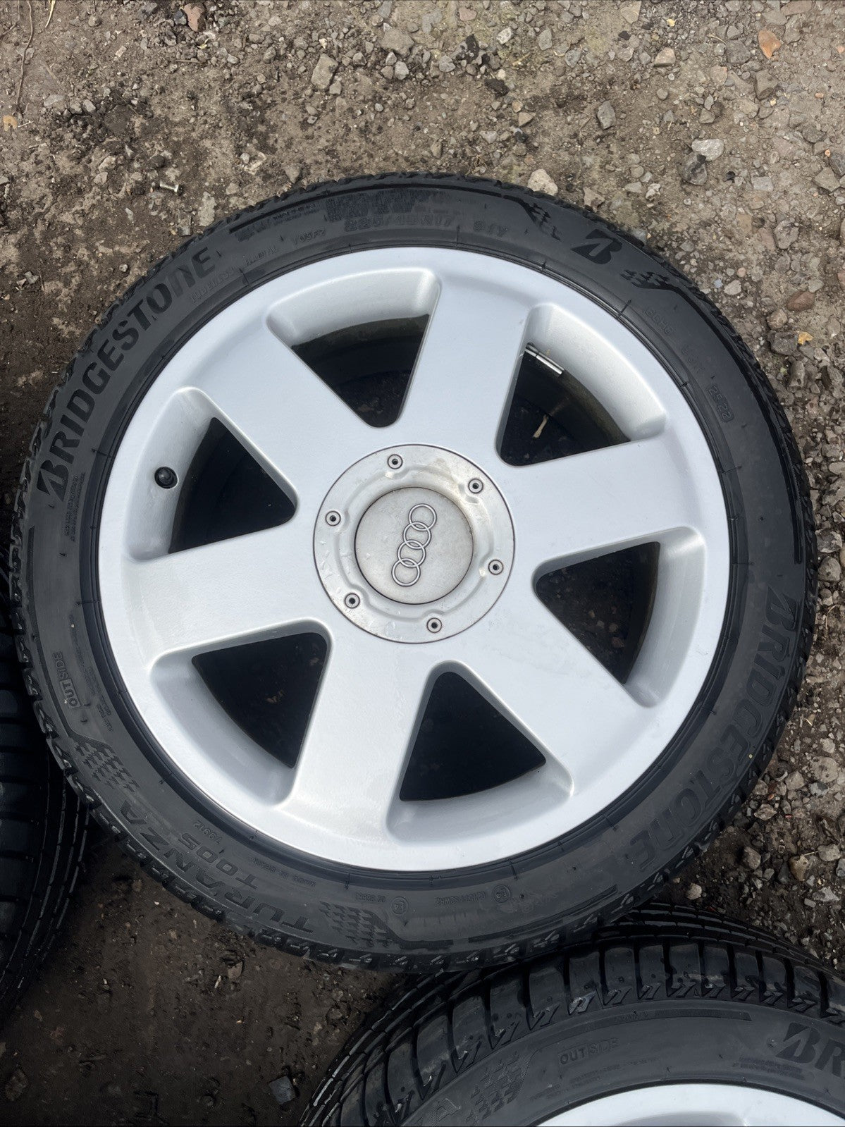 Genuine Audi TT 8N Mk1 17" Alloy Wheels Rims + tyres 5x100 8N0601025A 225/45R17