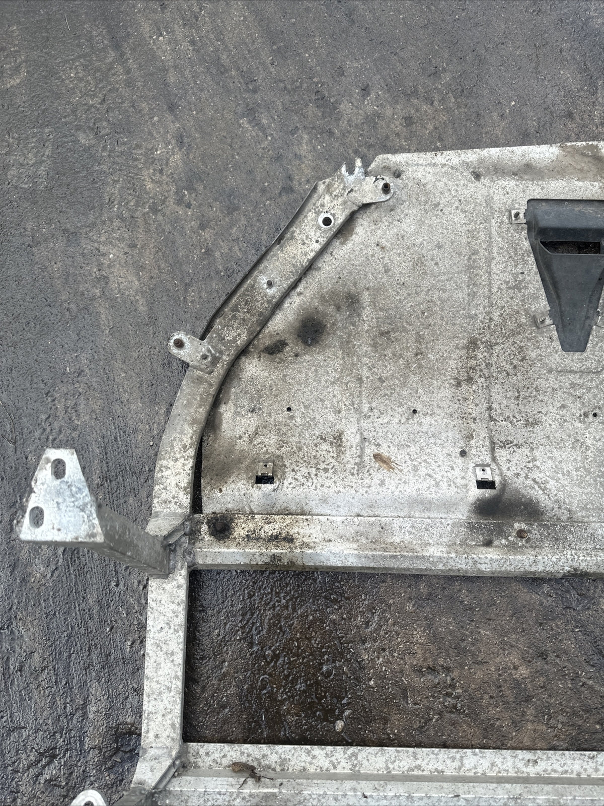 AUDI TT MK2 ROADSTER 8j TTS UNDERTRAY SHIELD REAR HALF 8J7825238 GENUINE 06-14