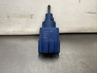 Audi TT SEAT Leon Cupra R 2001-2006 Blue Clutch Pedal Switch 1J0927189E