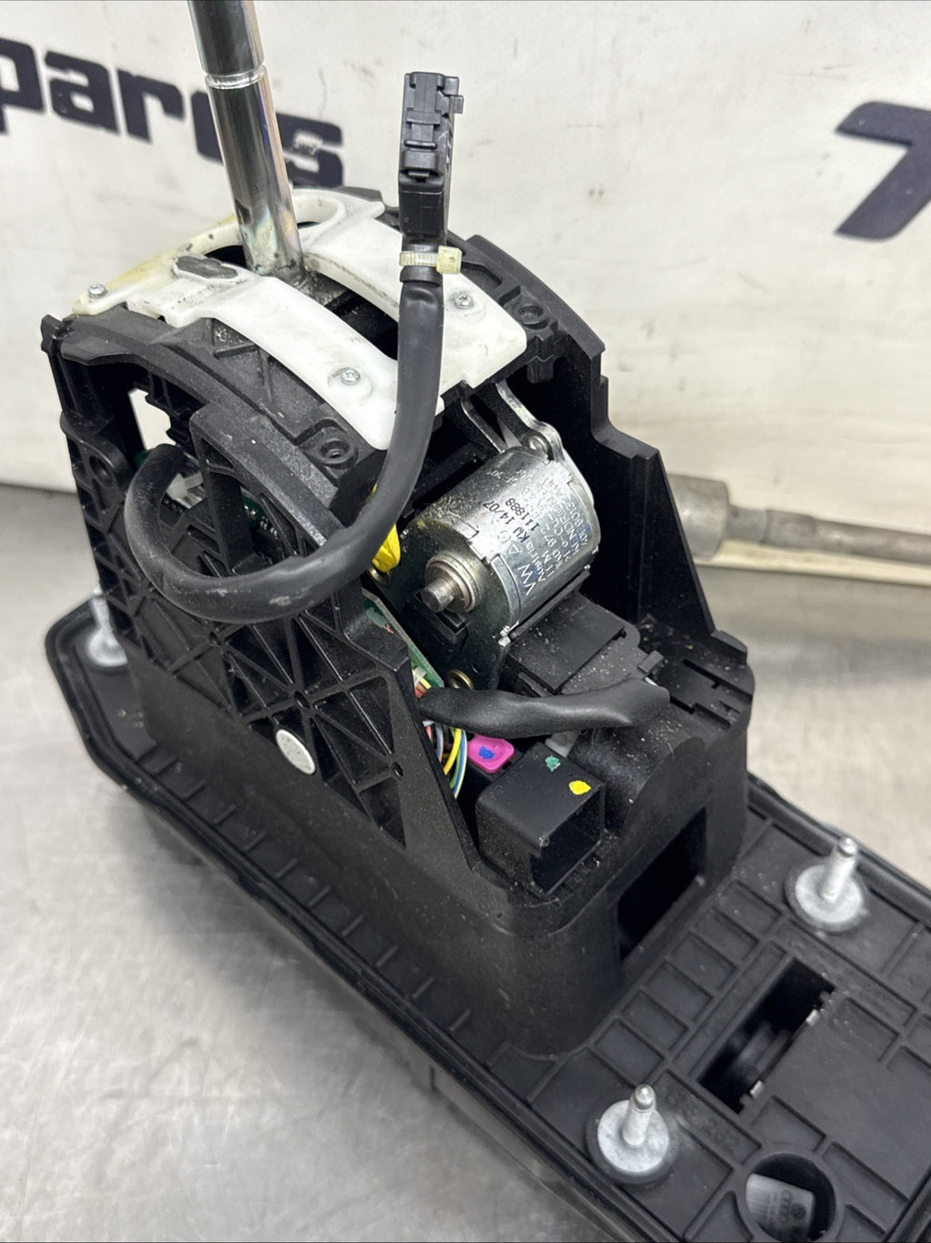 AUDI TT 8J 06-09 3.2 TFSI Automatic Shift Selector & Linkage 8J2713025E