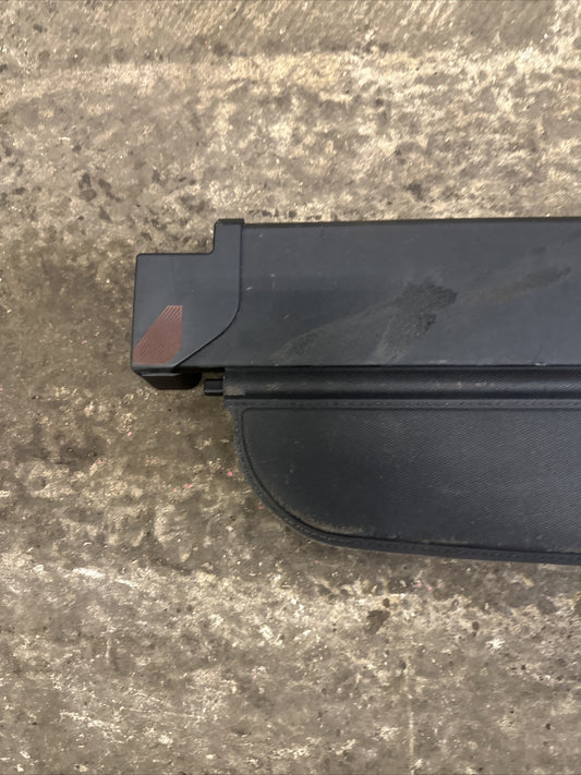 BMW X5 E70 PARCEL SHELF LOAD COVER IN BLACK