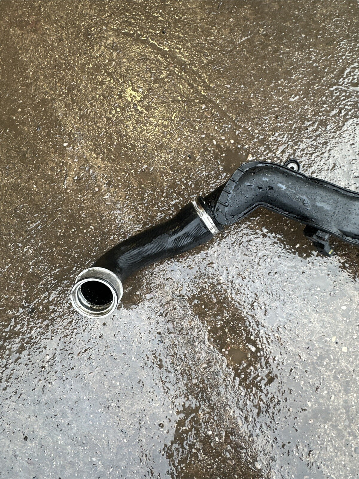 AUDI TT MK2 8J 2.0 TFSI TURBO INTERCOOLER PIPE 2007 1K0145792