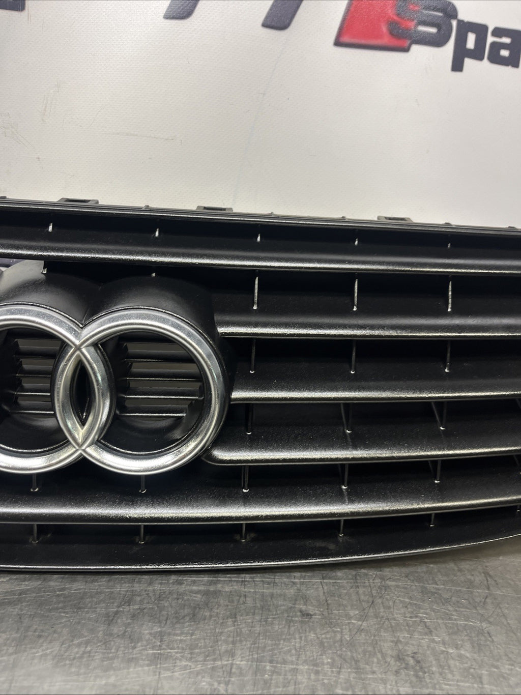 Genuine Audi TT Mk1 8N 99-06 Quattro Badge 5 slat Grille bumper