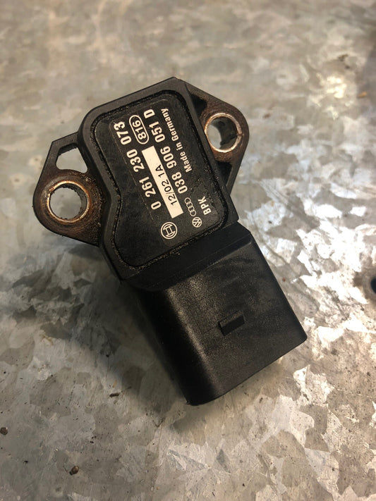 Audi TT 8n VW Seat Skoda Pressure Sensor 038906051D 0261230073