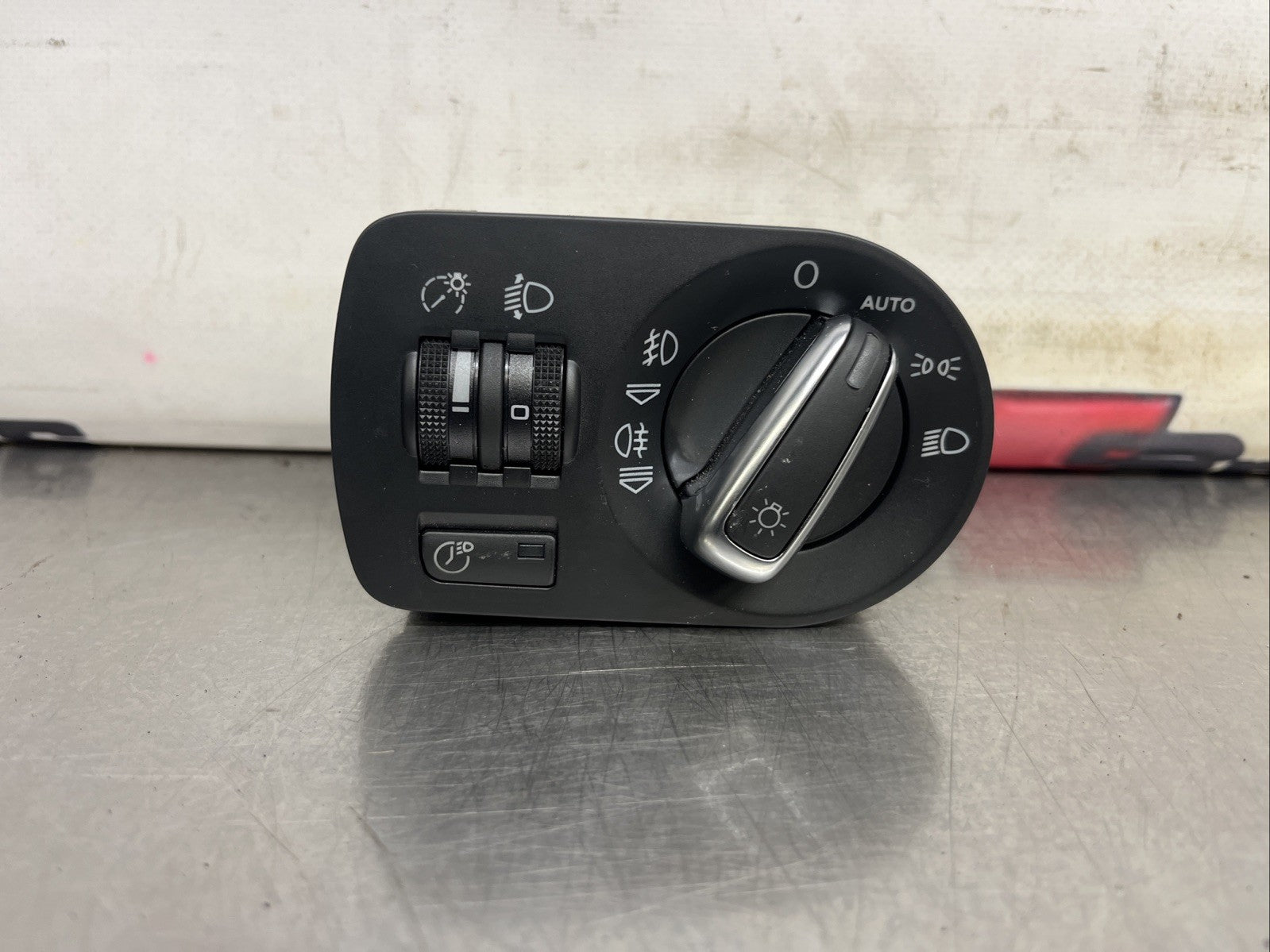 Audi TT 06-14 8J HEADLIGHT SWITCH CONTROL LAMP 8P2919093A 8J2941531E GENUINE