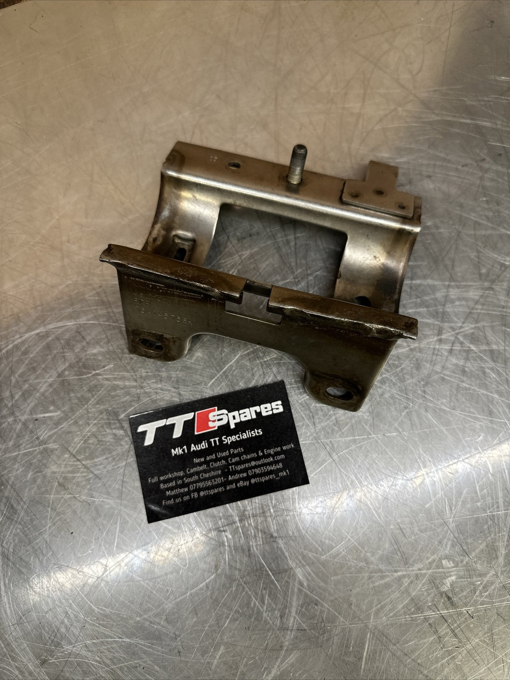 Audi TT 8N 225 BAM APX Turbo Pressure Pipe Bracket Clamp 06A145756K