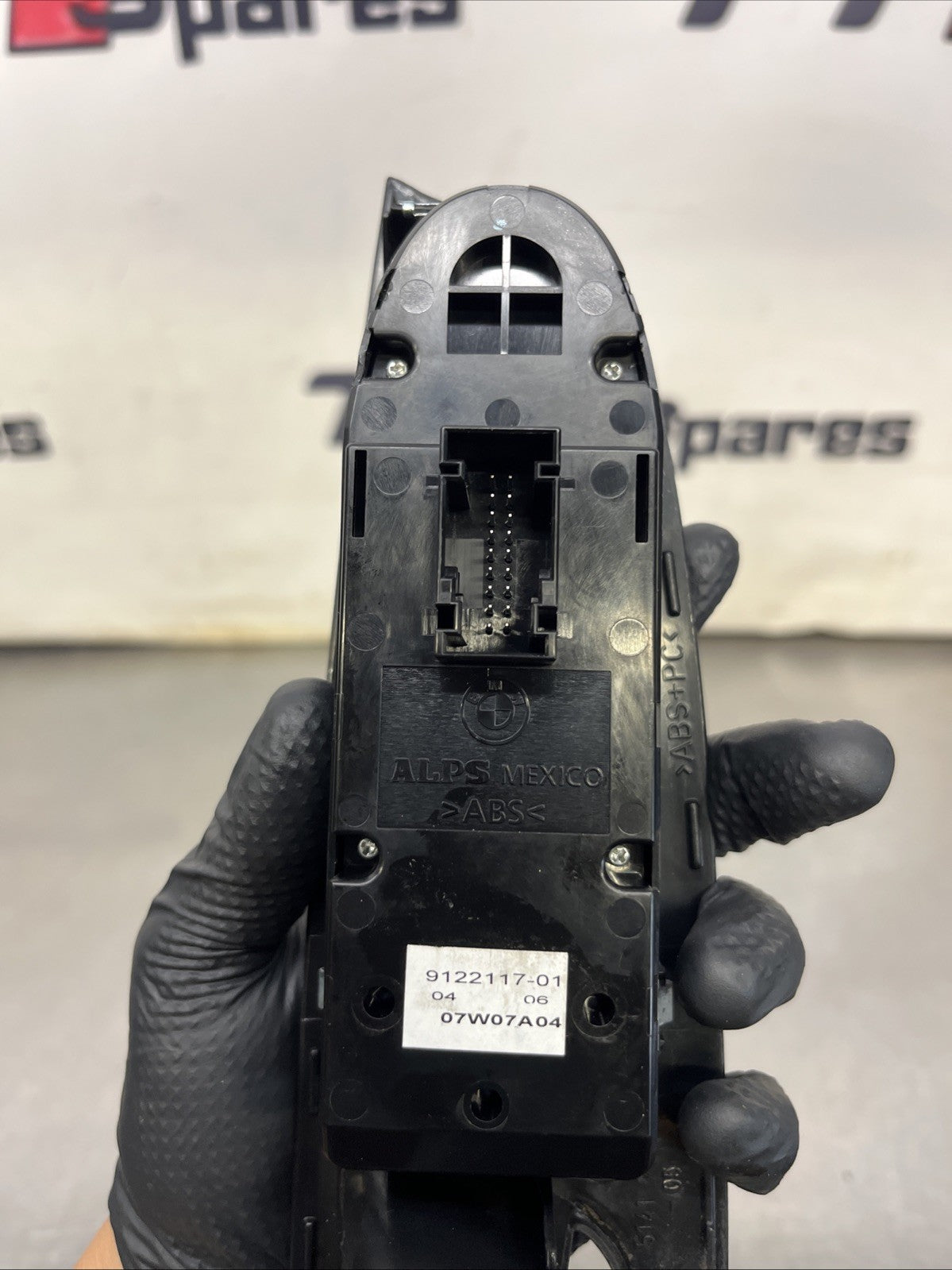 BMW X5 E70 2007 9122117 7137138 FRONT DOOR WINDOW SWITCH RIGHT SIDE RHD