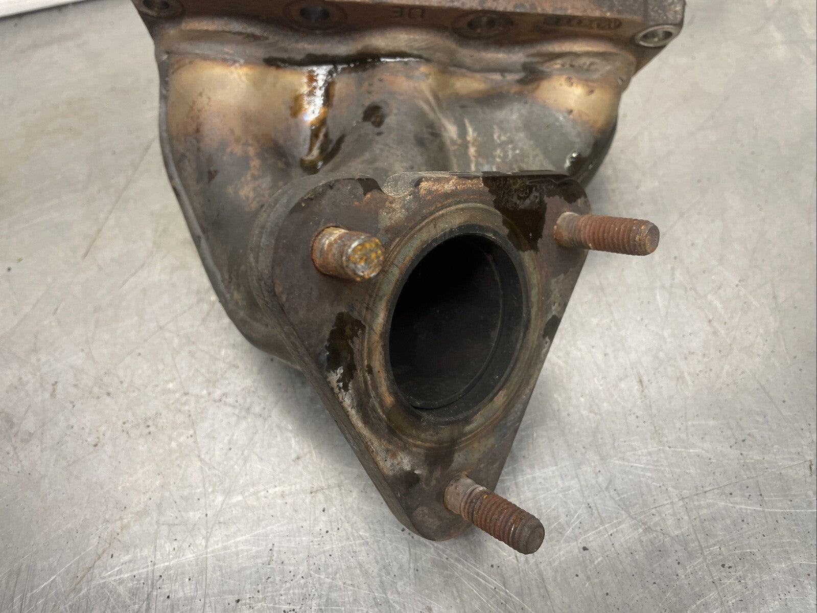 AUDI A3 8P R32 3.2 V6 4-6 CYLINDER EXHAUST MANIFOLD 022253018P