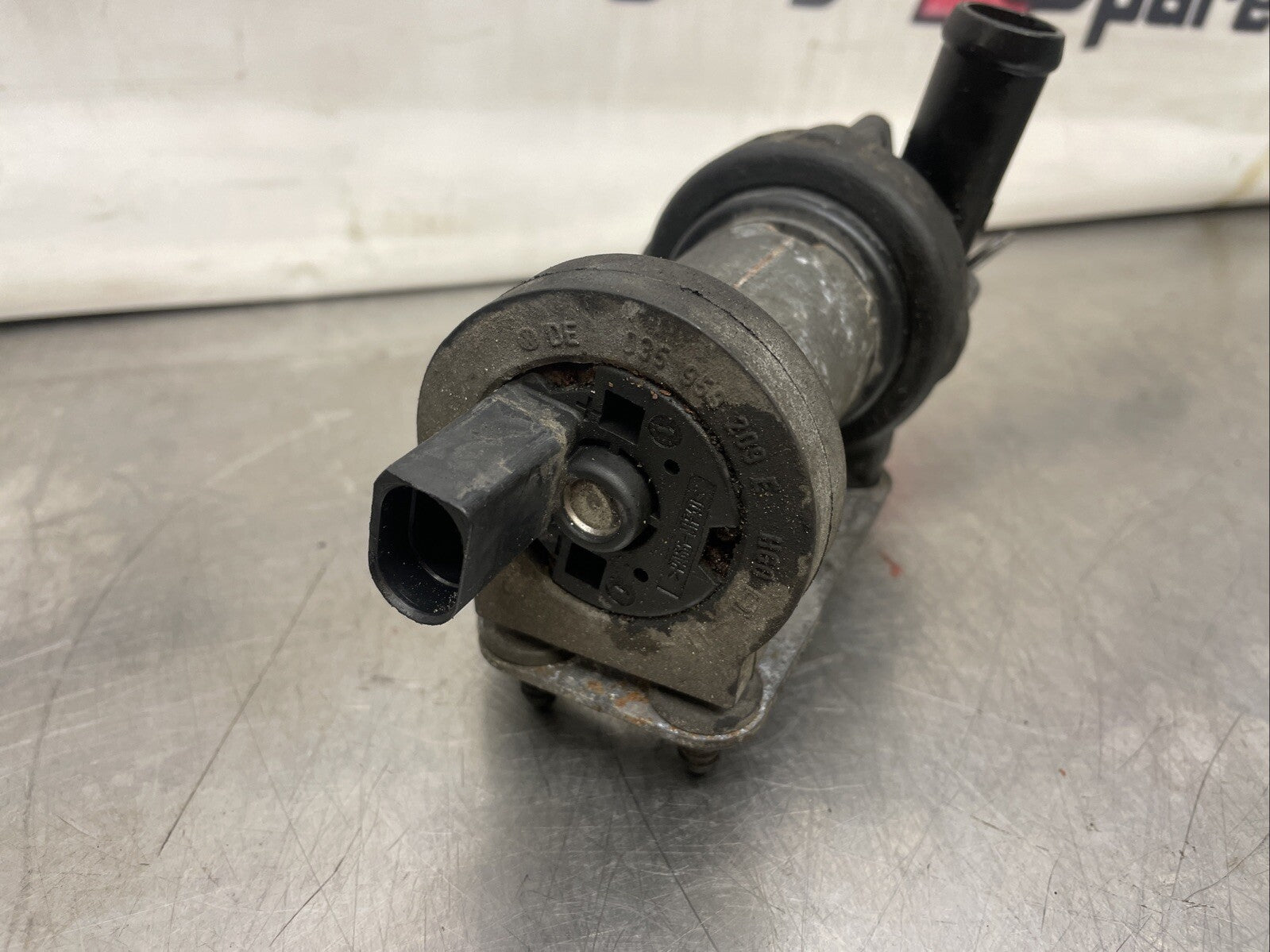 VW Volkswagen Seat Audi Additional Coolant Water Pump 3D0965561D 0392020073