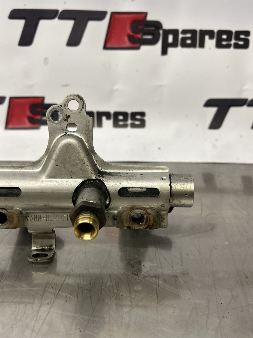 10-14 AUDI TT MK2 8J 2.0 TFSI PETROL FUEL RAIL/INJECTORS 06J133036AB/06J133317M