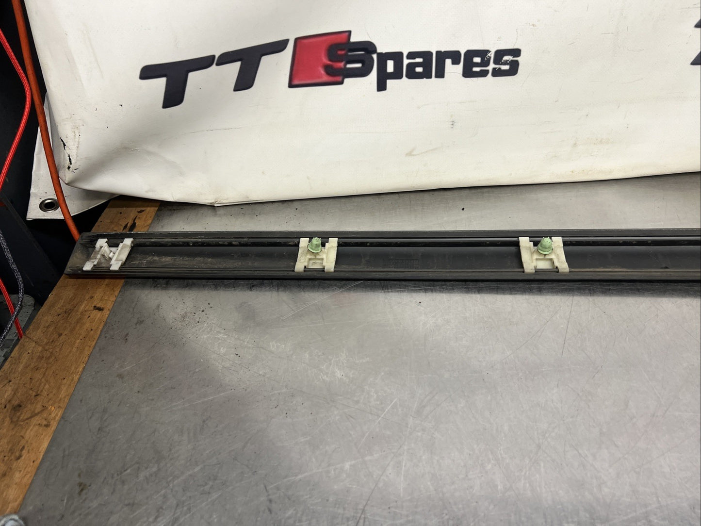 1h3853516  Molding door - front right side for Volkswagen Golf UK2169861-57