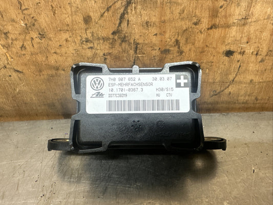 2007 VOLKSWAGEN TOUAREG  7L MK1 YAW RATE SENSOR 7H0907652A