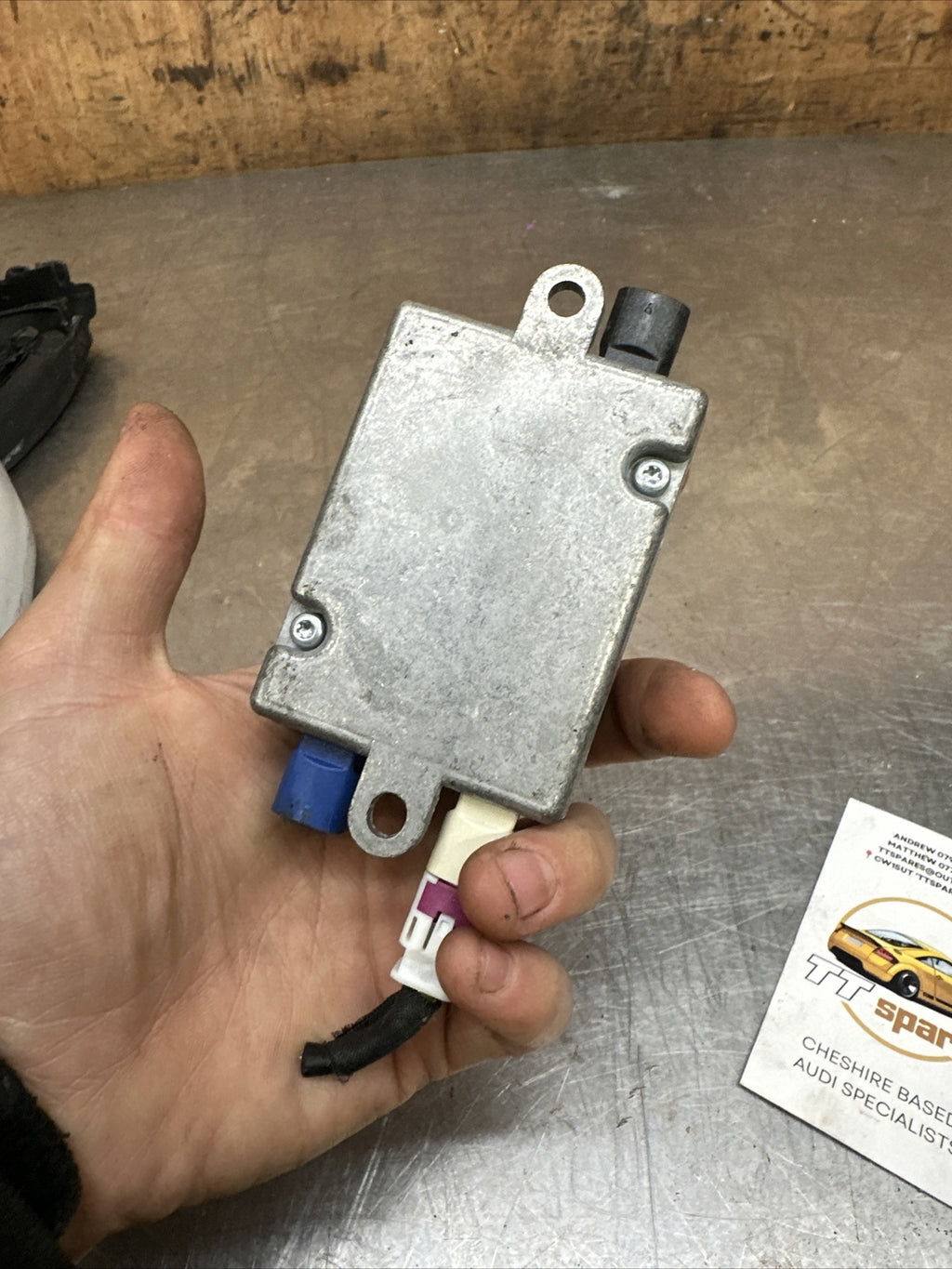  912373901 BMW X5 E70 M SPORT AUX IN SOCKET CONNECTOR -