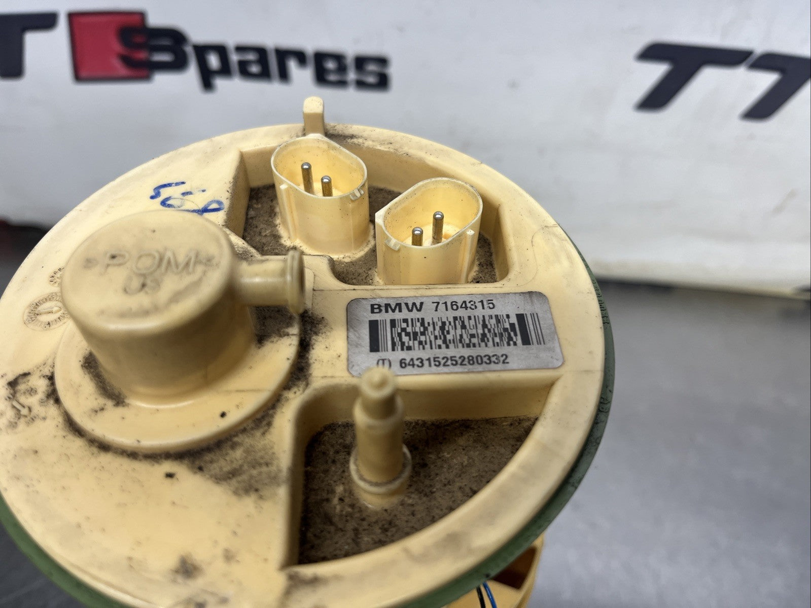 BMW E70 X5  2013 DIESEL IN TANK FUEL PUMP SENDER UNIT 7164315