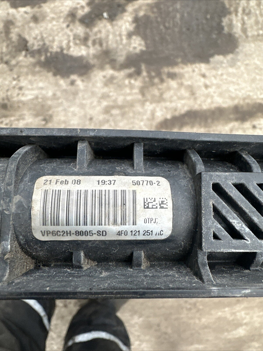  4F0121251AC AUDI S6 A6 C6 2.0 DIESEL COOLANT RADIATOR 2010