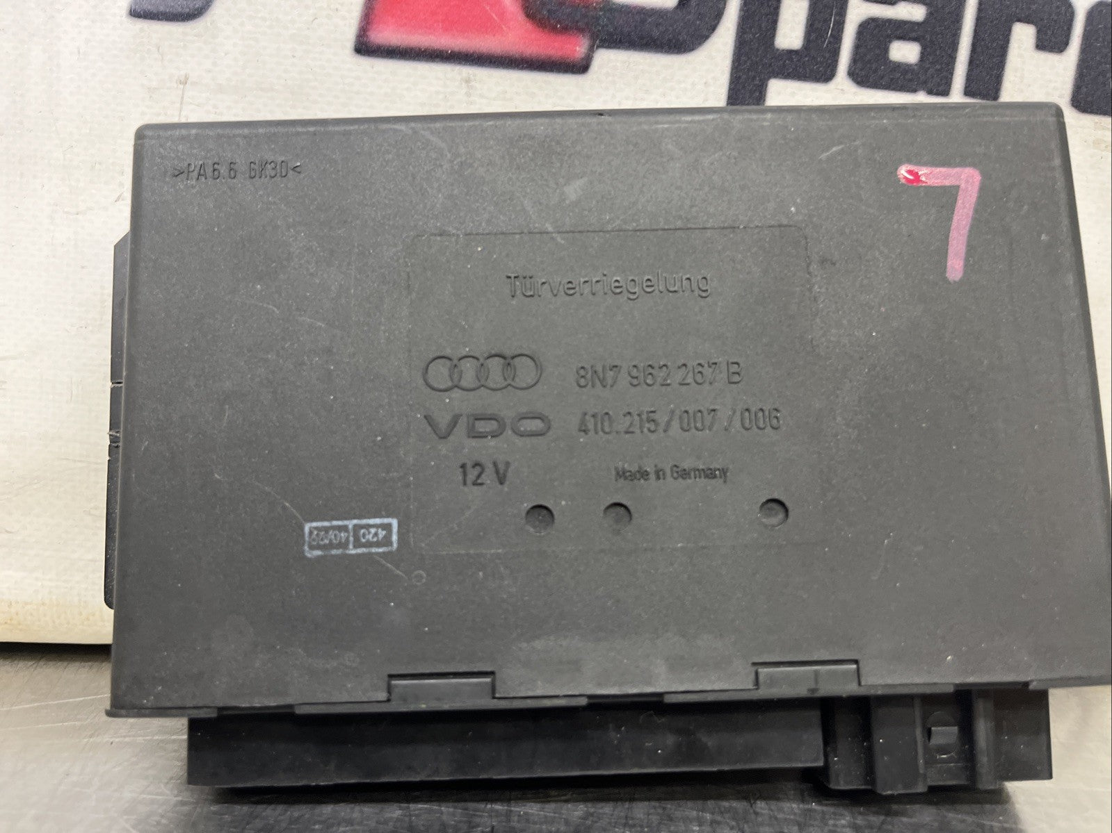 Audi TT Convertible CCM comfort control module 8N7962267B  Roadster 8N