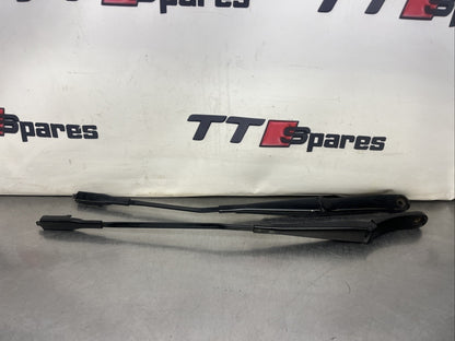 Audi TT 8J Mk2 Pair of Windscreen Wiper Arms 8J2955408B