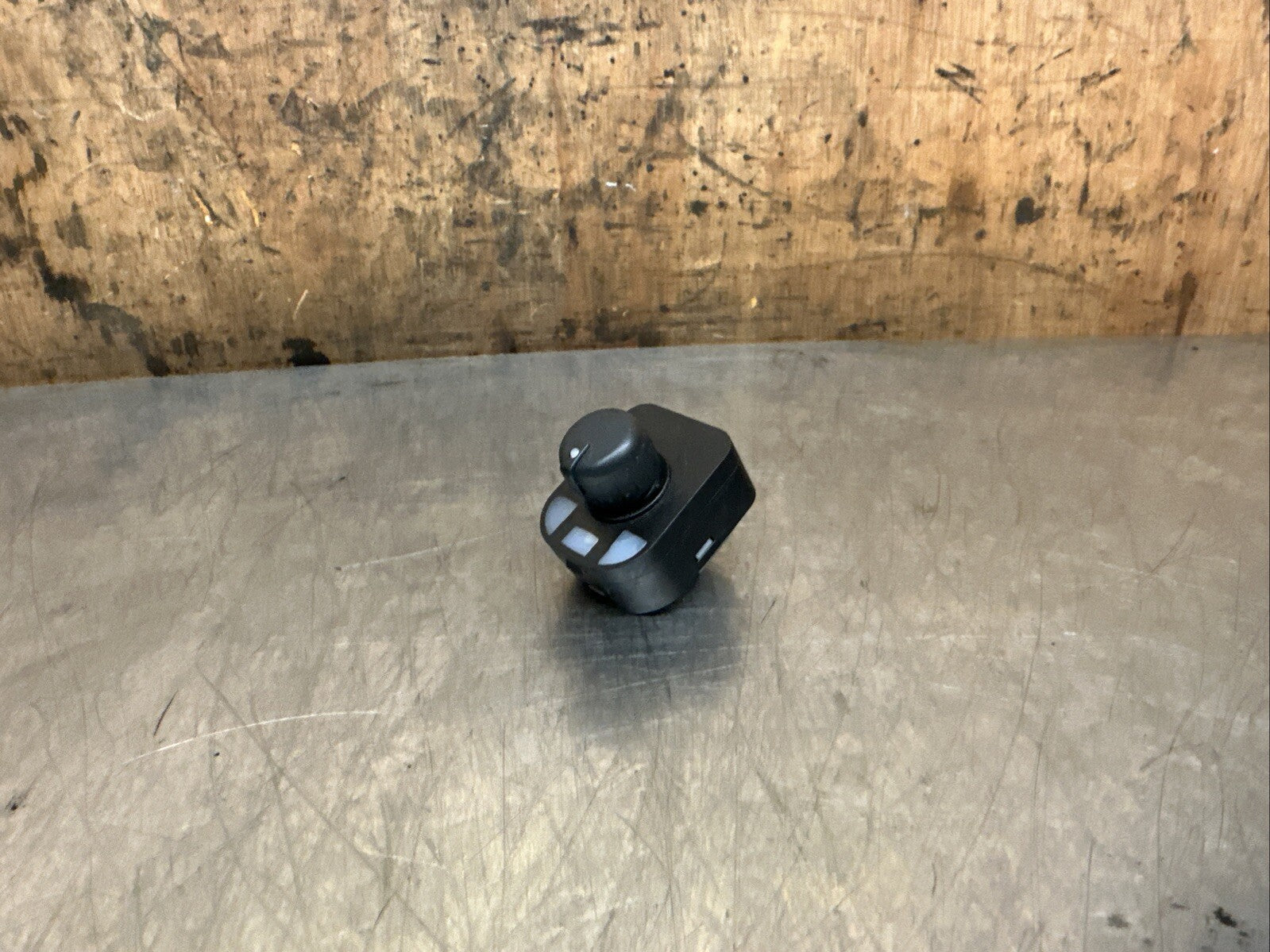 8E0959565 2010 AUDI A3 8P WING MIRROR ADJUSTMENT CONTROL SWITCH BUTTON 