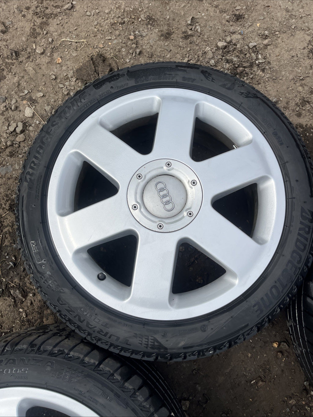 Genuine Audi TT 8N Mk1 17" Alloy Wheels Rims + tyres 5x100 8N0601025A 225/45R17