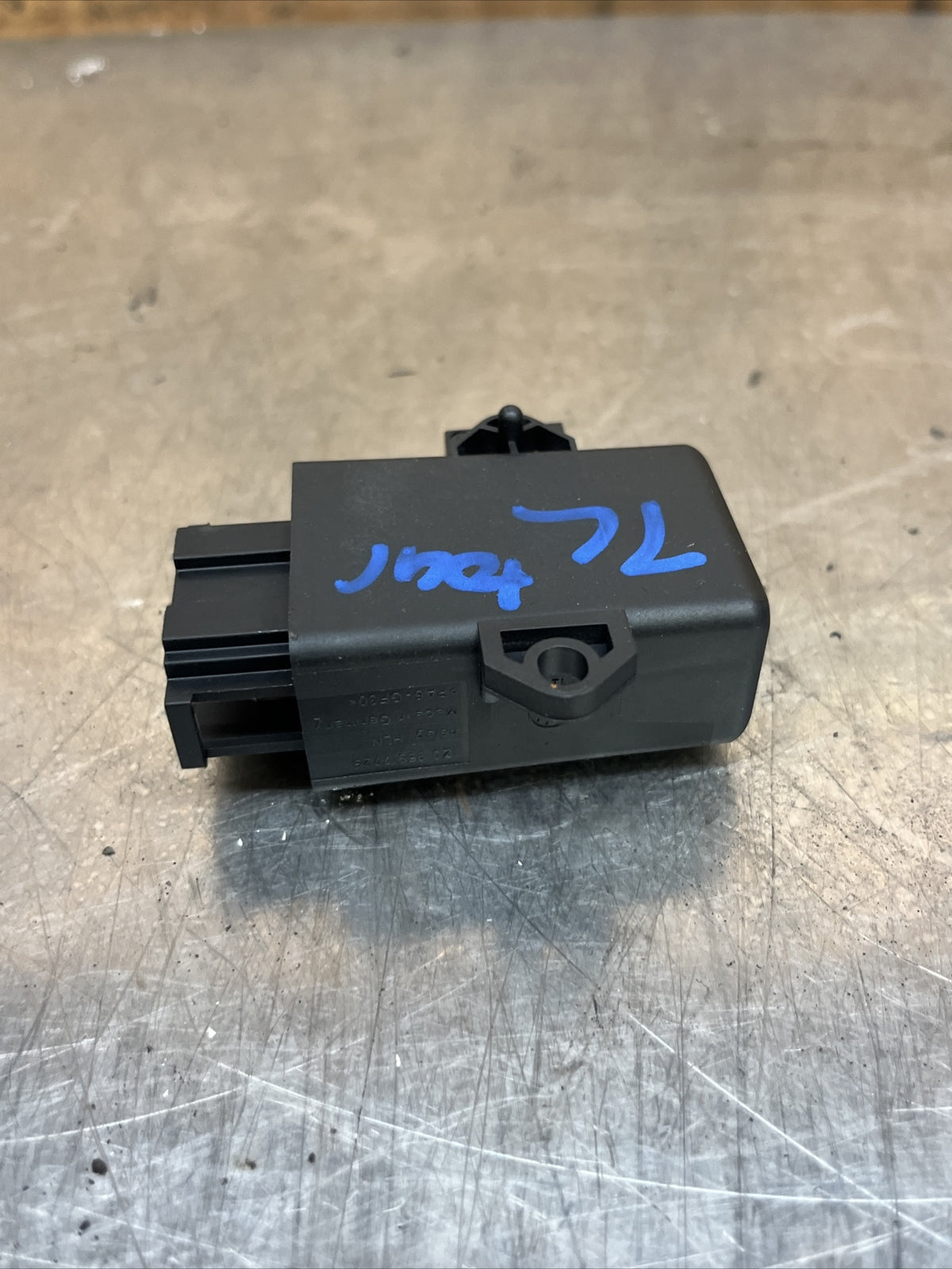 1Z0959772B VOLKSWAGEN TOUAREG 2007 MK1 (7L) Heated Seat Control Module