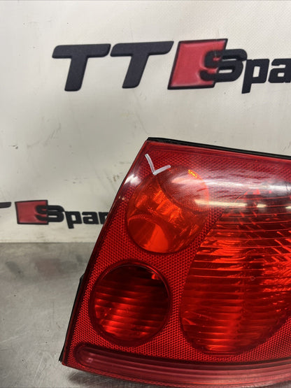 2000 AUDI TT 1.8T MK1 QUATTRO MK1 (8N) DRIVERS SIDE REAR LIGHT