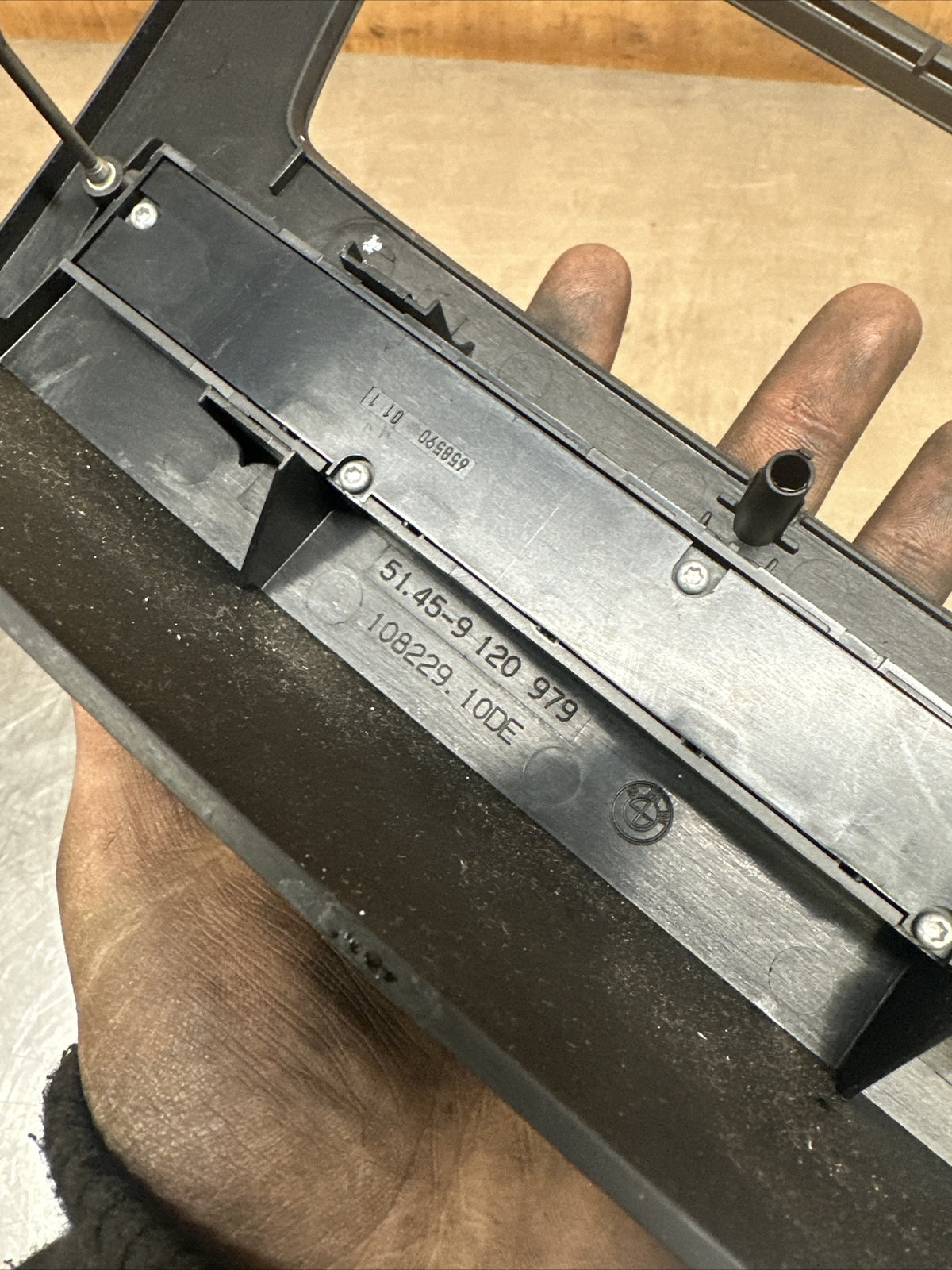 BMW 3 E90 E91 2010 AC heater control trim 9120979 RUS10884