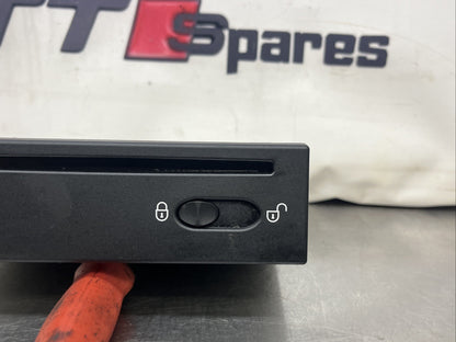 YIB50070 LAND ROVER RANGE ROVER SPORT L320 DVD SYSTEM