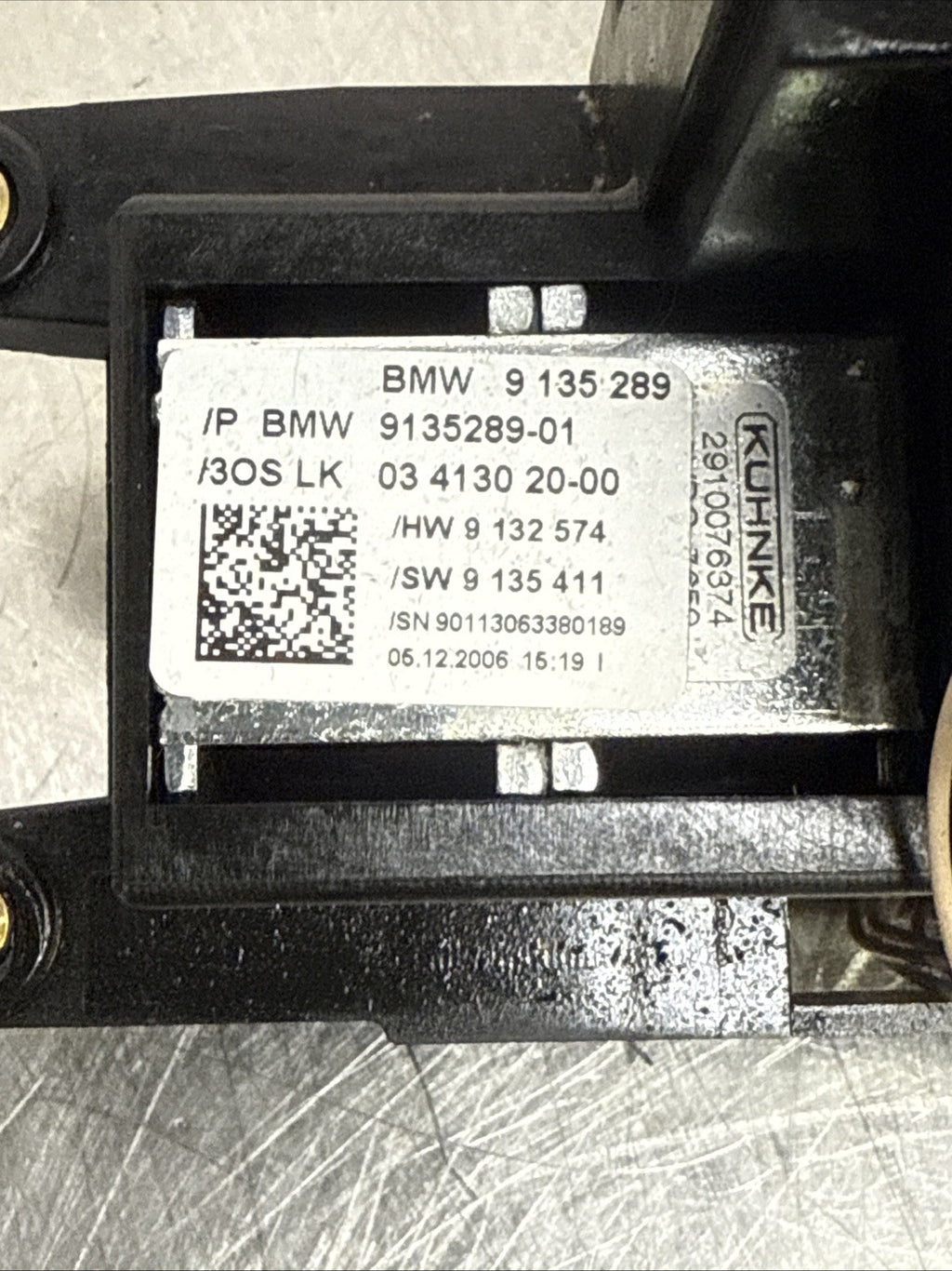 OEM BMW X5 E70 X6 E71 AUTOMATIC GEAR SHIFT SELECTOR SWITCH LEVER RHD 9135289-01