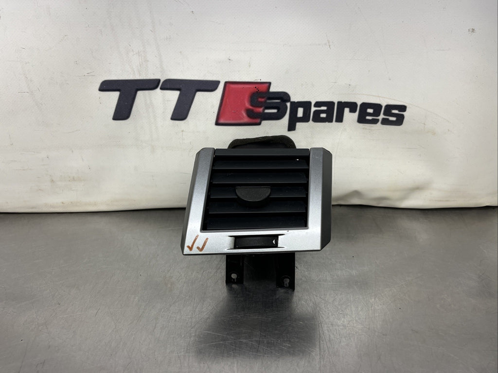 JBD500180XXX Range Rover Sport Air Vent Off Side Outer Dashboard 2005 to 2009