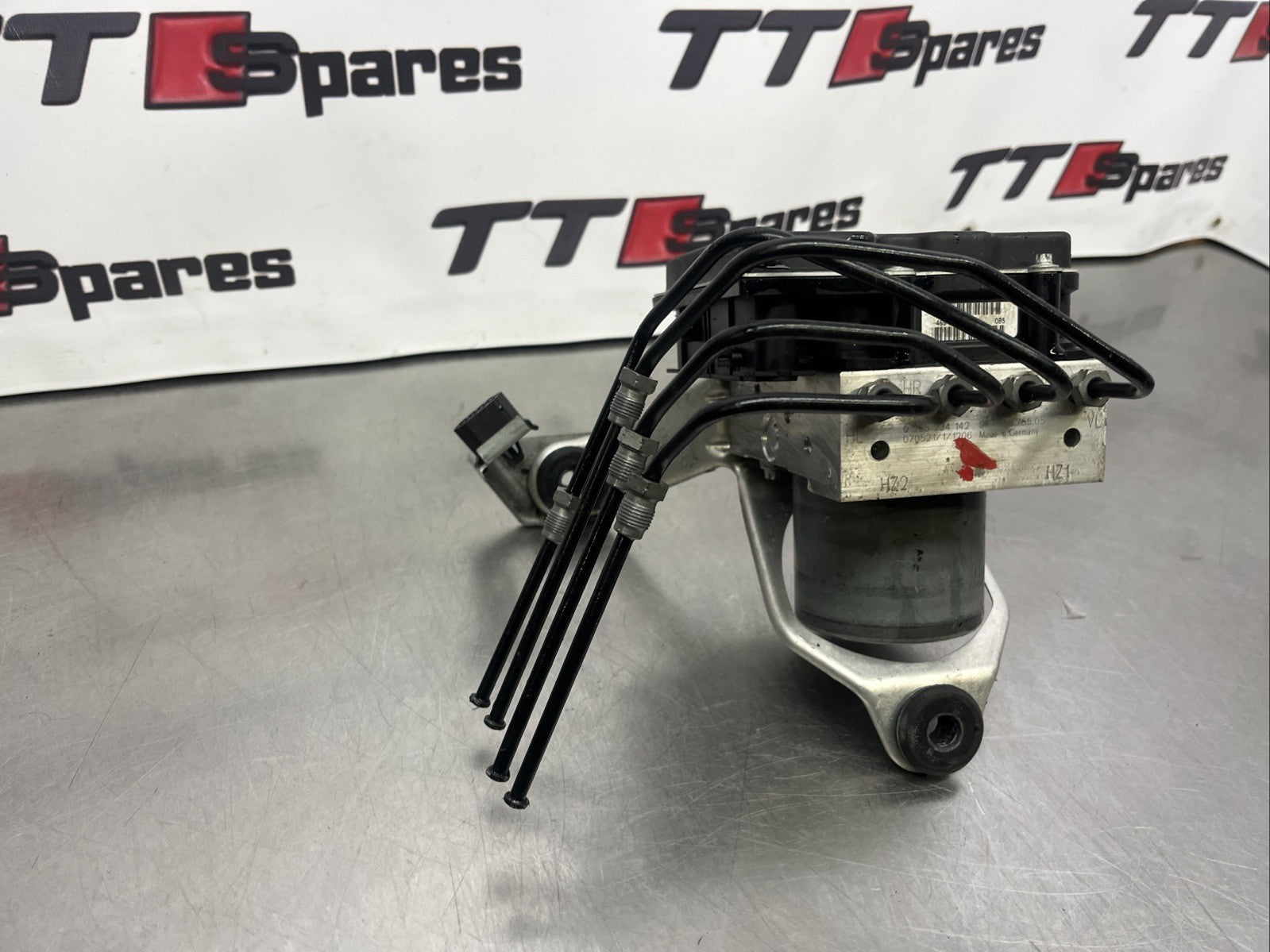 PORSCHE BOXSTER 2005 Mk2 987 2.7 Petrol ABS Pump 98735575505 