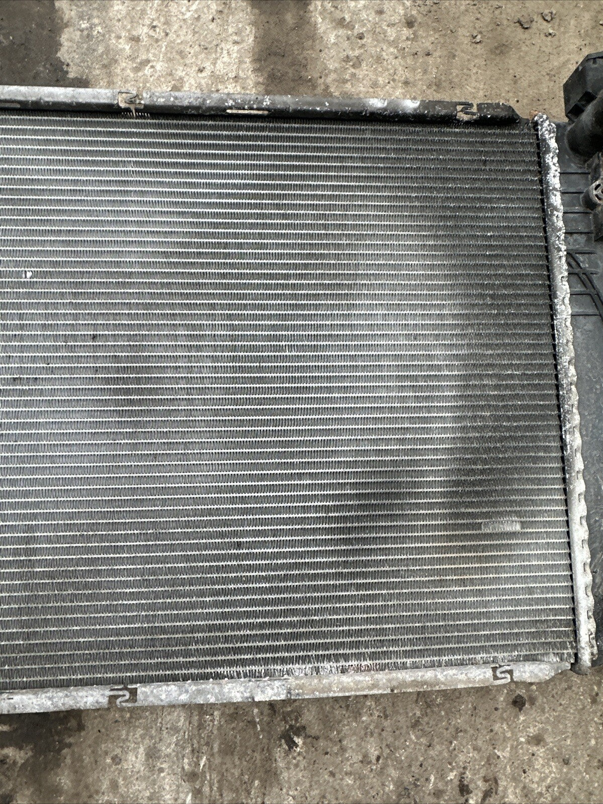  4F0121251AC AUDI S6 A6 C6 2.0 DIESEL COOLANT RADIATOR 2010