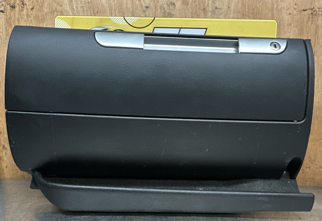 AUDI TT Mk1 8N 1999-2006 Glove Box 8N2857095 NON QUATTRO GLOVEBOX