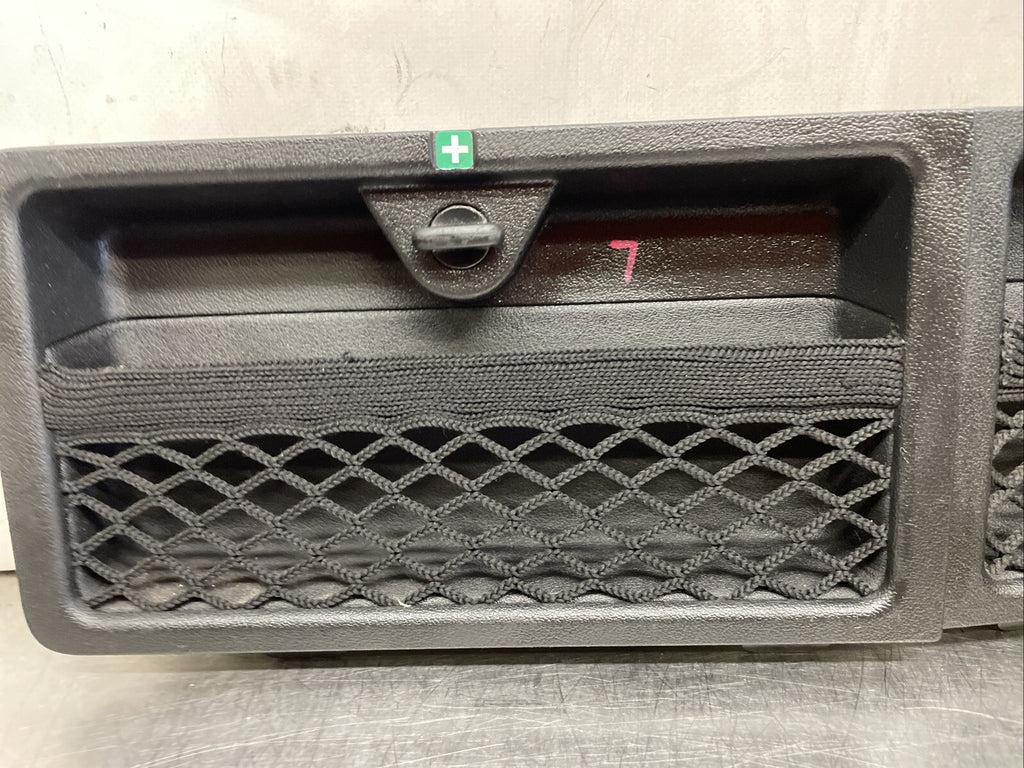 AUDI TT 8N MK1 Roadster Access Panel PAIR 8N7867401 8N7867402