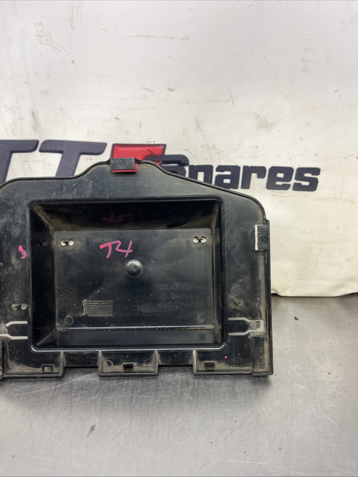 VW T4 TRANSPORTER 1996 - 2003 UNDER FUSEBOX TRIM PLATE 7D0971825