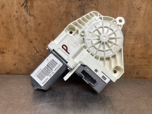 RANGE ROVER SPORT L320 WINDOW MOTOR FRONT LEFT PASSENGER SIDE 2005 - 2009