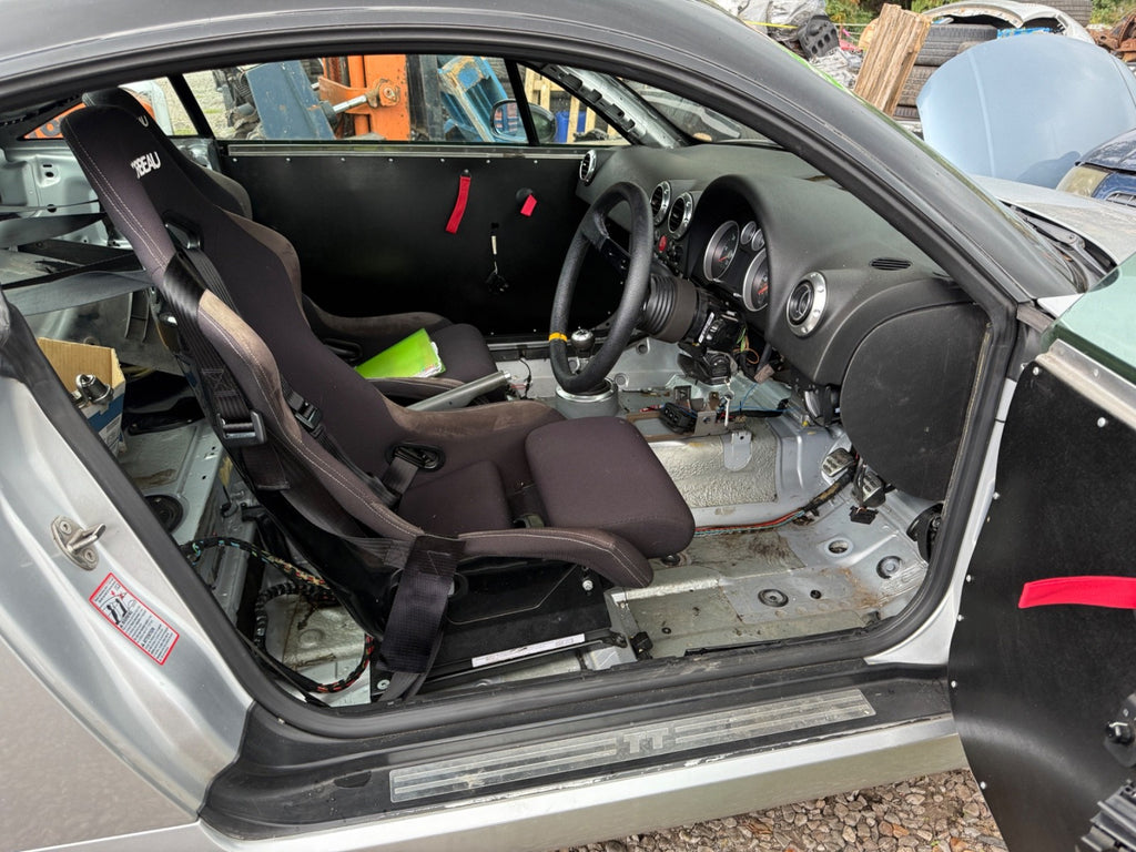 1.8t Quattro Audi TT  track /  race car  / hill climb  295 BHP