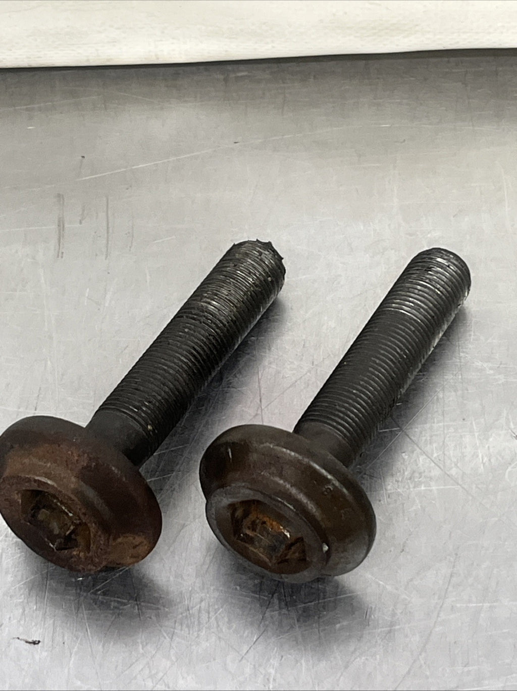 Audi TT 8N Mk1 Front Drive Shaft Bolt 4A0407643A